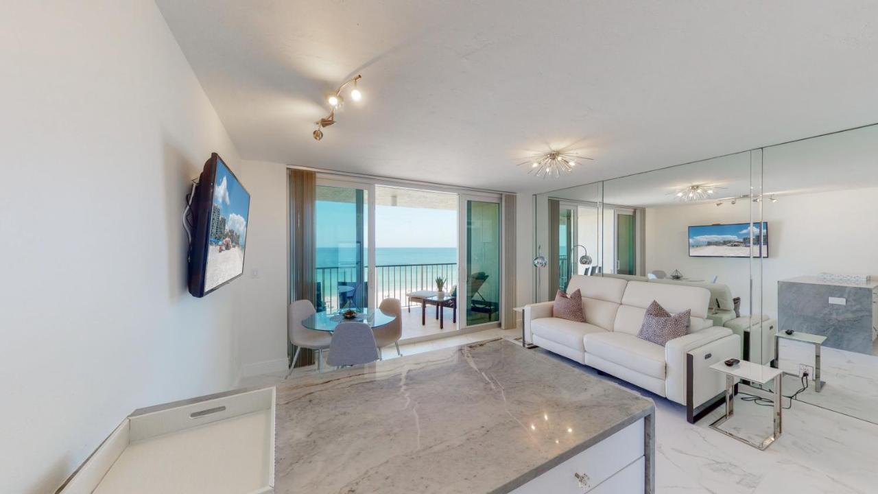 Totally Renovated Beachfront Condo At Apollo! Marco Island Exterior foto