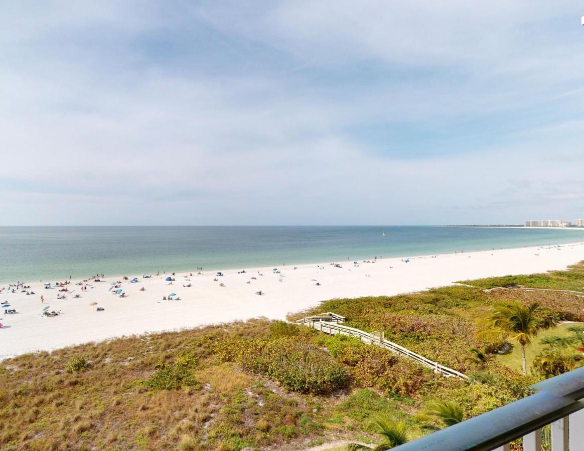 Totally Renovated Beachfront Condo At Apollo! Marco Island Exterior foto